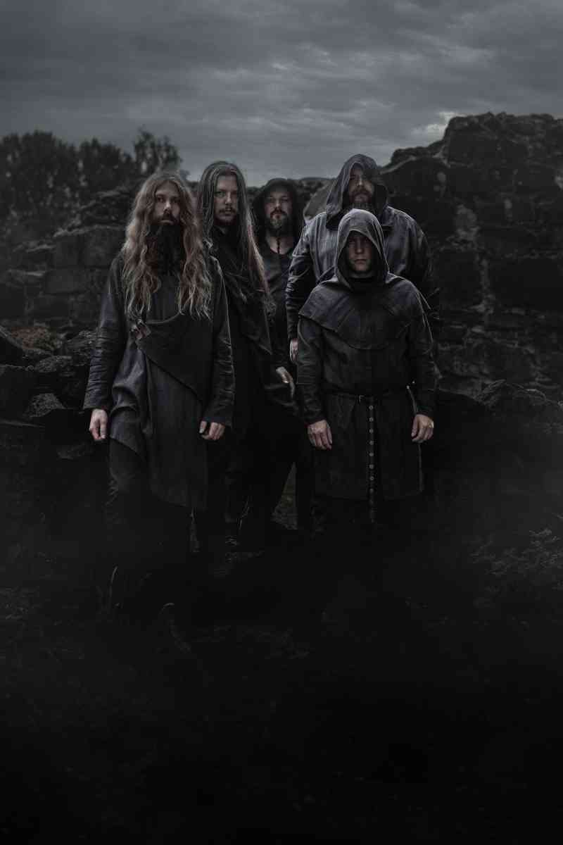 picture of medieval folk doom metal band apocalypse orchestra 